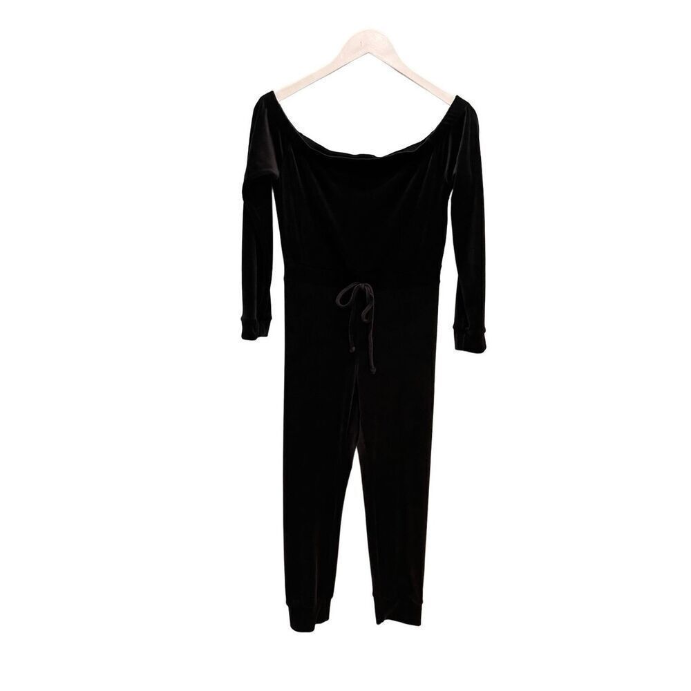NWT Fashion Nova black long sleeve wide neck bodycon velour jumpsuit - M